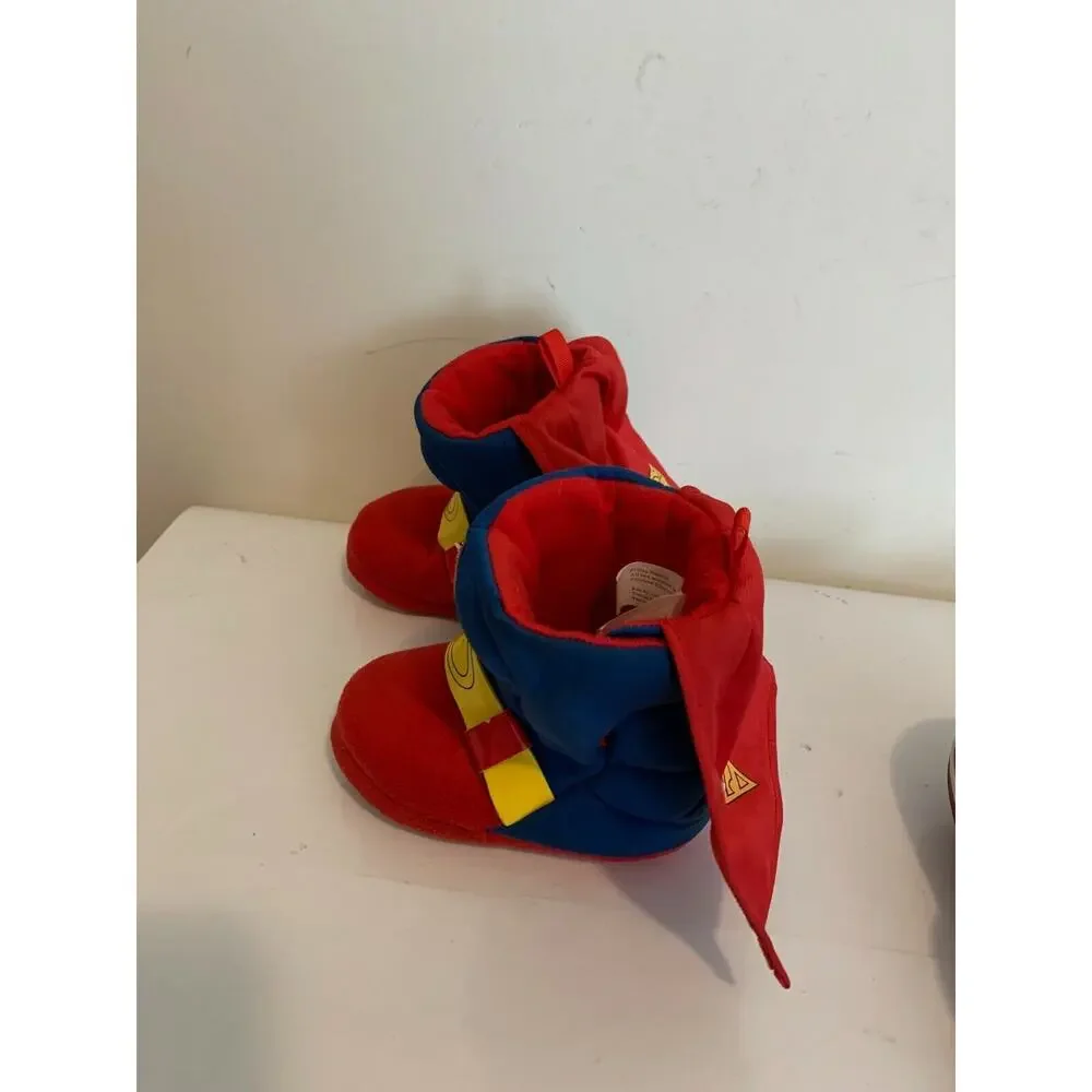 Superman Slippers Size S 5/6 Unisex Capes Boys or Girls DC Comics Booties